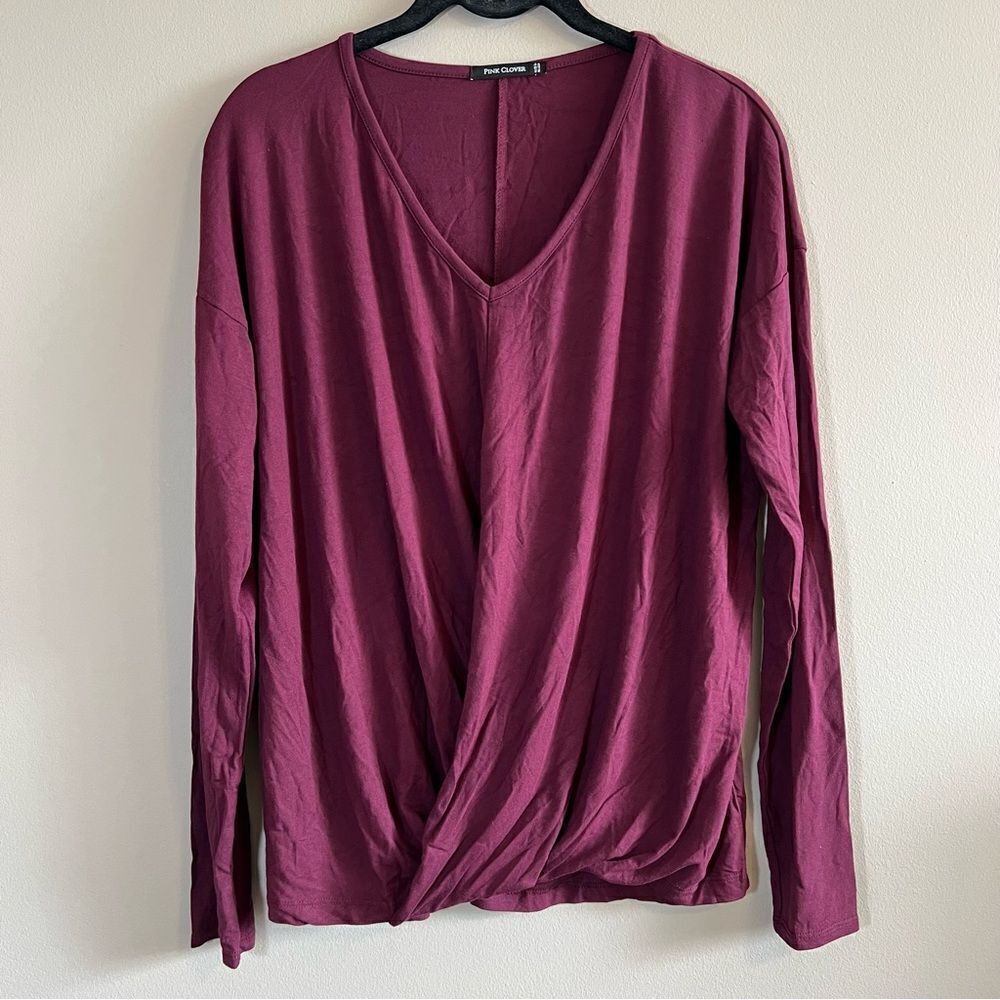 ✨ Pink Clover Women’s Maroon Front‎ Twist Top Large